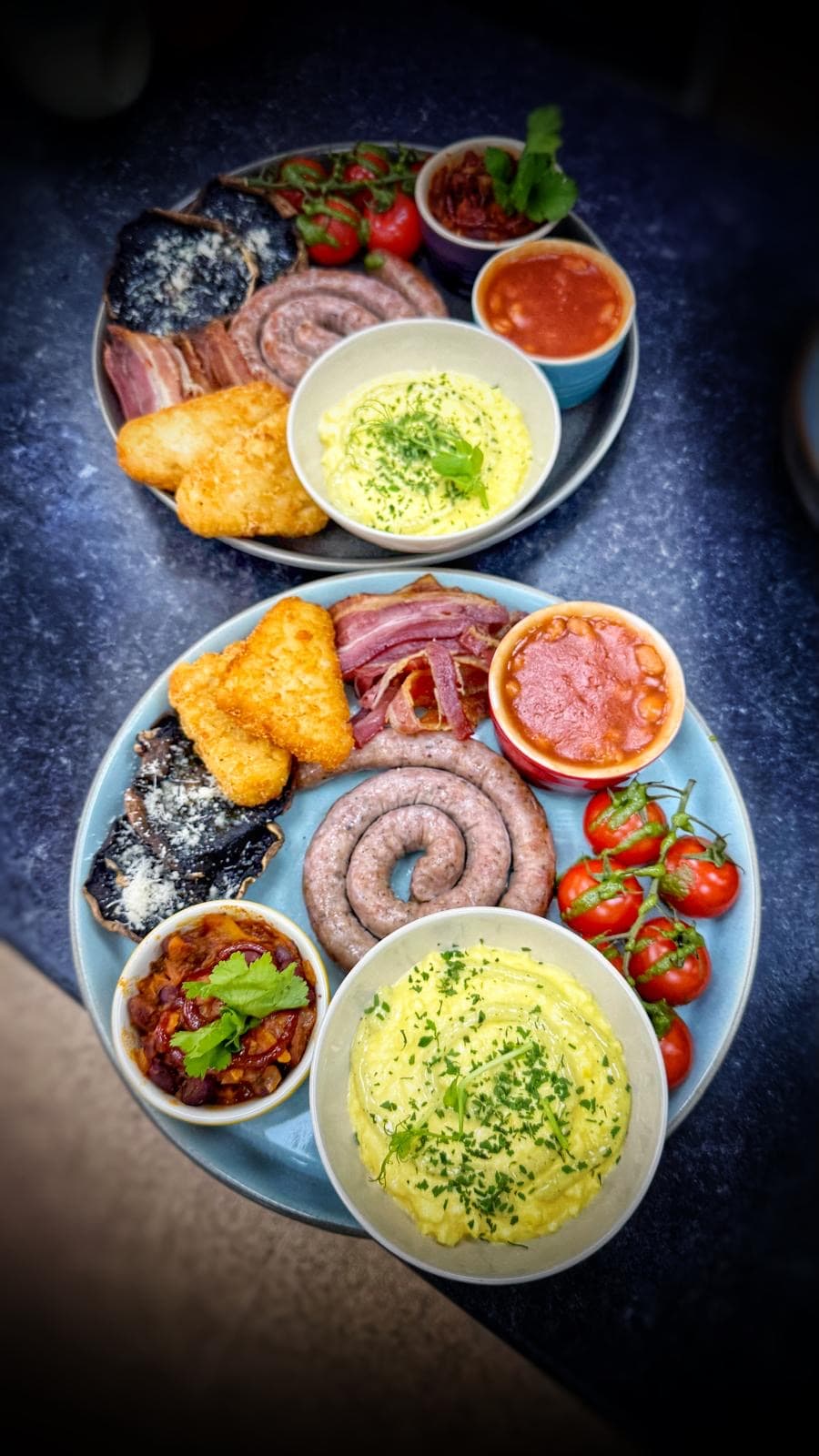 LA Cafe breakfast platter spread