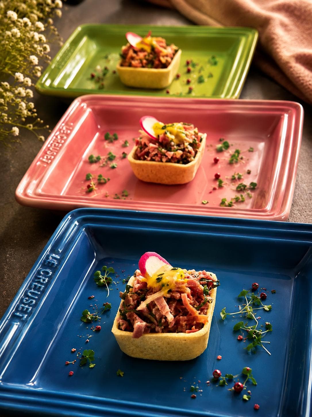 Tartare-filled pastry tartlets — an LA Cafe evening starter